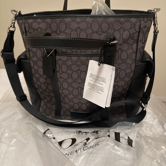 Coach Tote - Picture 1 of 4
